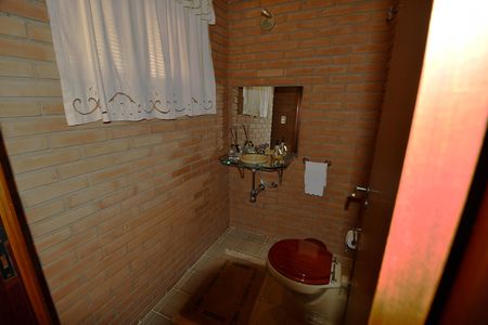 Casa à venda com 300m², 4 quartos e 4 vagasLavabo