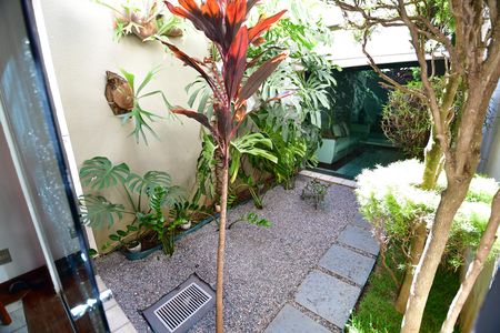 Casa à venda com 300m², 4 quartos e 4 vagasJardim