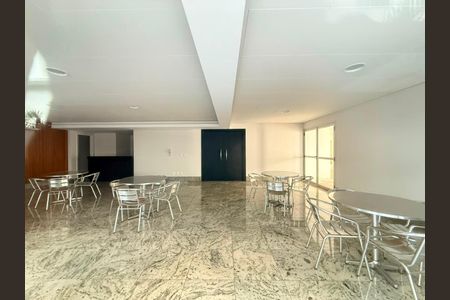 Apartamento para alugar com 71m², 2 quartos e 2 vagasÁrea comum