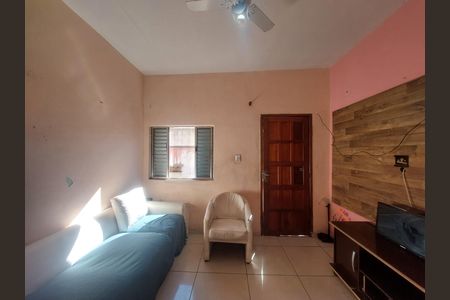 Casa para alugar com 125m², 2 quartos e 2 vagasSala