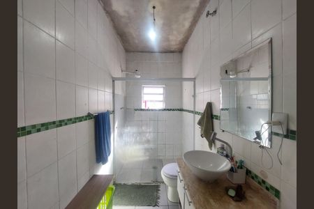 Banheiro de casa para alugar com 2 quartos, 125m² em Jardim Primavera, São Paulo