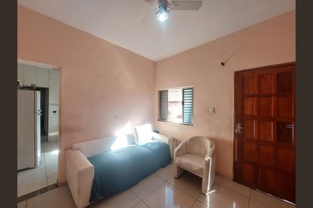 Sala de casa para alugar com 2 quartos, 125m² em Jardim Primavera, São Paulo