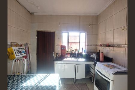 Cozinha de casa para alugar com 2 quartos, 125m² em Jardim Primavera, São Paulo