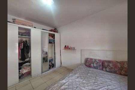 Casa para alugar com 125m², 2 quartos e 2 vagasQuarto 1