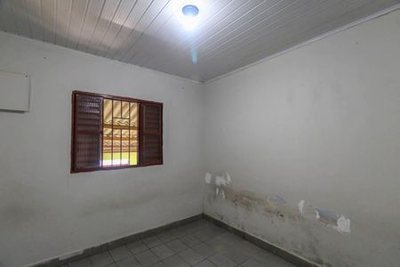 Quarto 1 de casa para alugar com 2 quartos, 100m² em Jardim Caguassu, São Paulo