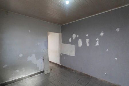 Casa para alugar com 100m², 2 quartos e 1 vaga Casa para alugar com 100m², 2 quartos e 1 vagaSala
