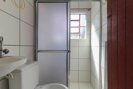 Casa para alugar com 100m², 2 quartos e 1 vaga Casa para alugar com 100m², 2 quartos e 1 vagaBanheiro