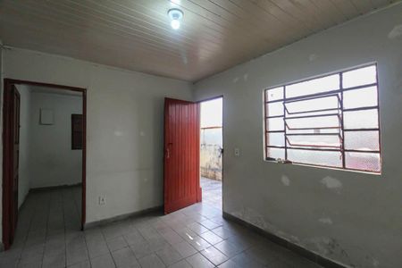 Casa para alugar com 2 quartos, 100m² em Jardim Caguassu, São Paulo