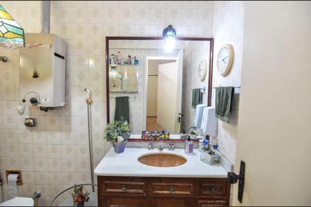 Apartamento à venda com 106m², 3 quartos e 1 vaga Apartamento à venda com 106m², 3 quartos e 1 vagaBanheiro da Suíte