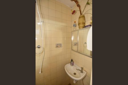 Apartamento à venda com 106m², 3 quartos e 1 vaga Apartamento à venda com 106m², 3 quartos e 1 vagaBanheiro de Serviço