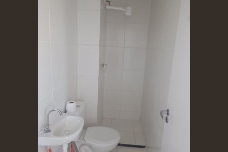 Banheiro de apartamento para alugar com 2 quartos, 34m² em Jardim Pereira Leite, São Paulo