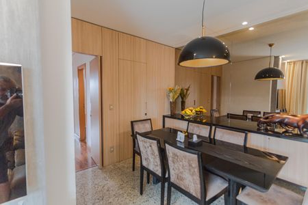 Sala de apartamento à venda com 4 quartos, 157m² em Santa Tereza, Belo Horizonte