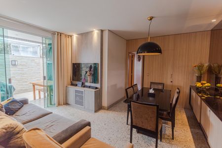 Sala de apartamento à venda com 4 quartos, 157m² em Santa Tereza, Belo Horizonte