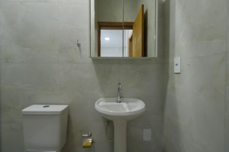 Studio para alugar com 43m², 2 quartos e sem vaga Studio para alugar com 43m², 2 quartos e sem vagaBanheiro