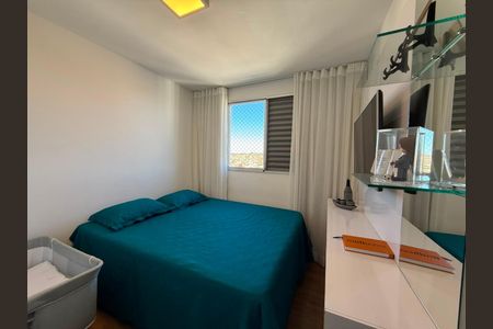 Apartamento à venda com 126m², 2 quartos e 2 vagasSuíte 