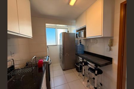 Apartamento à venda com 126m², 2 quartos e 2 vagasCozinha 