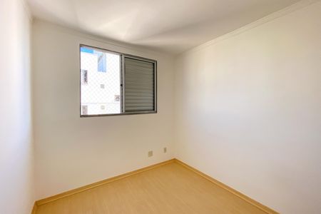 Apartamento para alugar com 220m², 5 quartos e 2 vagas Apartamento para alugar com 220m², 5 quartos e 2 vagasQuarto 2