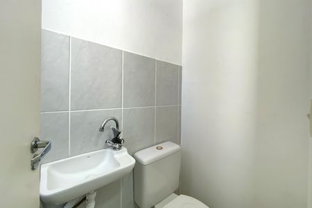 Apartamento para alugar com 220m², 5 quartos e 2 vagas Apartamento para alugar com 220m², 5 quartos e 2 vagasÁrea de Serviço