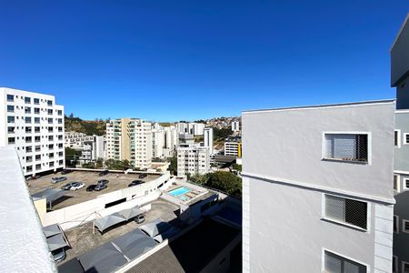 Apartamento para alugar com 220m², 5 quartos e 2 vagas Apartamento para alugar com 220m², 5 quartos e 2 vagasVista Cobertura