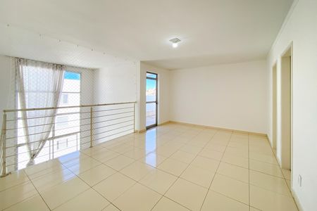 Apartamento para alugar com 220m², 5 quartos e 2 vagas Apartamento para alugar com 220m², 5 quartos e 2 vagasSala de Estar