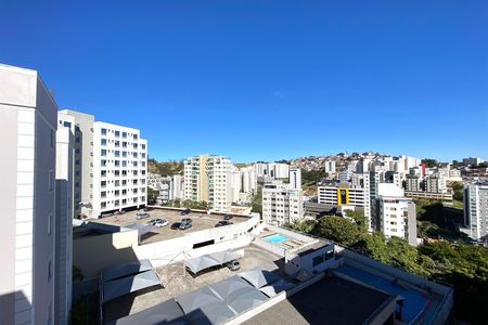 Apartamento para alugar com 220m², 5 quartos e 2 vagas Apartamento para alugar com 220m², 5 quartos e 2 vagasVista da Suite