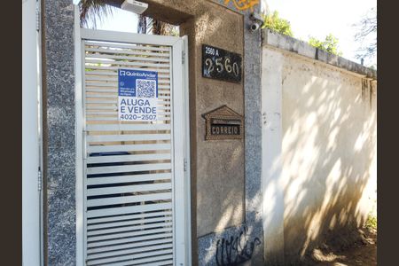 Fachada de casa para alugar com 1 quarto, 85m² em Jacarepaguá, Rio de Janeiro