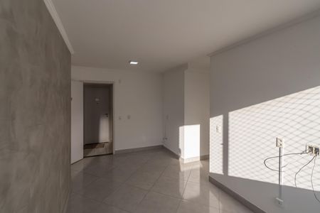 Apartamento para alugar com 45m², 2 quartos e 1 vaga Apartamento para alugar com 45m², 2 quartos e 1 vagaSala de Estar/Jantar