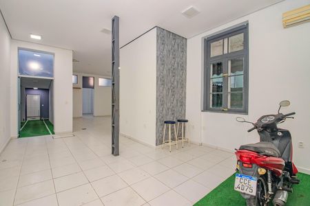 Salão de Festas ( Piso Inferior) de casa à venda com 3 quartos, 230m² em Floresta, Porto Alegre