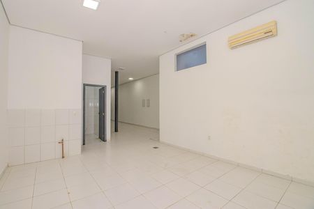 Salão de Festas ( Piso Inferior) de casa à venda com 3 quartos, 230m² em Floresta, Porto Alegre