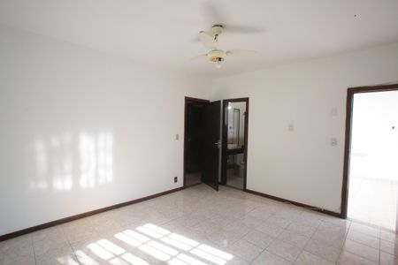 Quarto Suíte 1 de casa à venda com 4 quartos, 180m² em Taquara, Rio de Janeiro