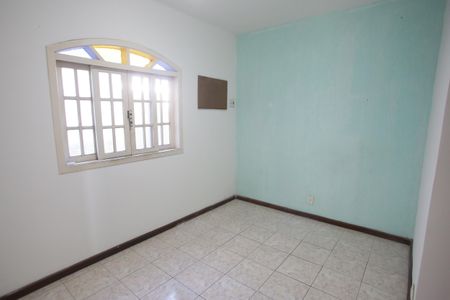 Casa à venda com 180m², 4 quartos e 2 vagasQuarto Suíte 2