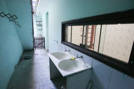 Casa à venda com 180m², 4 quartos e 2 vagasÁrea de Serviço