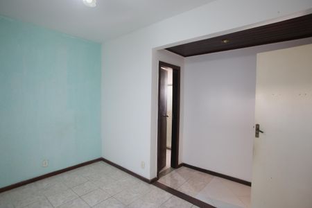 Casa à venda com 180m², 4 quartos e 2 vagasQuarto Suíte 2