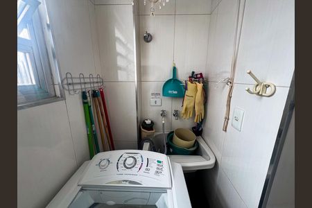 Apartamento à venda com 60m², 2 quartos e sem vaga Apartamento à venda com 60m², 2 quartos e sem vagaÁrea de Serviço