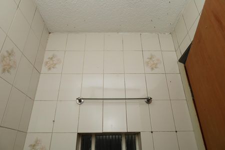 Casa à venda com 180m², 4 quartos e 4 vagasBanheiro de serviço