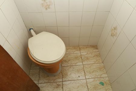 Casa à venda com 180m², 4 quartos e 4 vagasBanheiro de serviço
