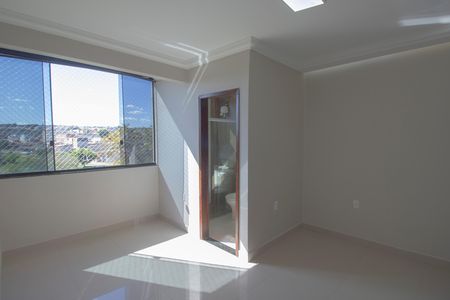 Apartamento para alugar com 3 quartos, 200m² em Qs 7, Brasília
