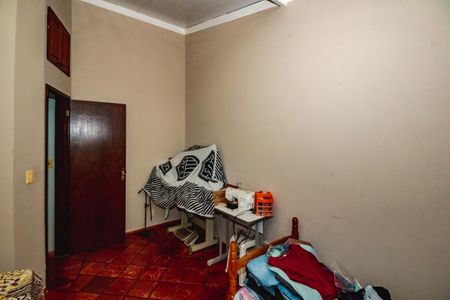 Casa à venda com 4 quartos, 360m² em Copacabana, Belo Horizonte