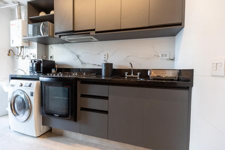 Cozinha de apartamento para alugar com 3 quartos, 74m² em Cambuí, Campinas