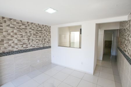 Sala de casa para alugar com 1 quarto, 50m² em Jacarepaguá, Rio de Janeiro