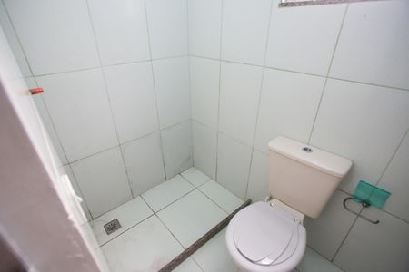 Banheiro de casa para alugar com 1 quarto, 50m² em Jacarepaguá, Rio de Janeiro