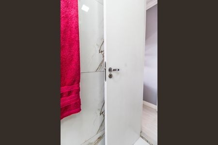 Apartamento à venda com 66m², 3 quartos e 2 vagas Apartamento à venda com 66m², 3 quartos e 2 vagasBanheiro da Suíte