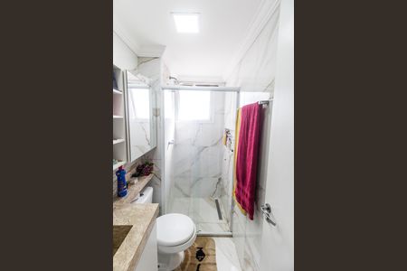Apartamento à venda com 66m², 3 quartos e 2 vagas Apartamento à venda com 66m², 3 quartos e 2 vagasBanheiro da Suíte
