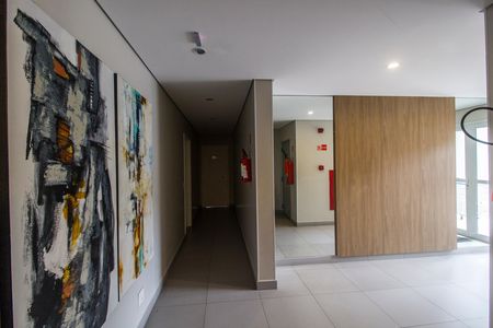 Apartamento à venda com 66m², 3 quartos e 2 vagas Apartamento à venda com 66m², 3 quartos e 2 vagasHall de entrada