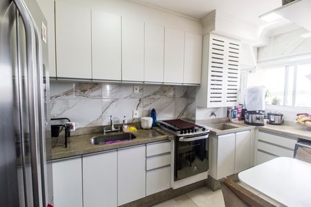 Cozinha de apartamento à venda com 3 quartos, 66m² em Parque Viana, Barueri