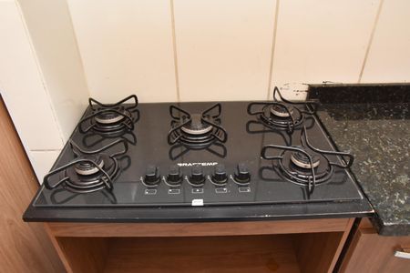 Apartamento à venda com 69m², 2 quartos e 1 vaga Apartamento à venda com 69m², 2 quartos e 1 vagaCozinha cooktop