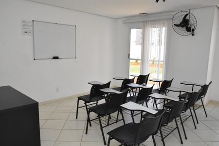 Apartamento à venda com 69m², 2 quartos e 1 vaga Apartamento à venda com 69m², 2 quartos e 1 vagasala de cursos