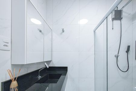 Banheiro  de kitnet/studio à venda com 1 quarto, 40m² em Cidade Nova, Rio de Janeiro