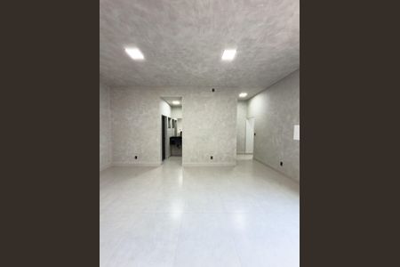 Casa para alugar com 230m², 4 quartos e 2 vagas Casa para alugar com 230m², 4 quartos e 2 vagasSala