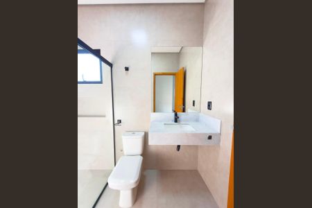 Casa para alugar com 230m², 4 quartos e 2 vagas Casa para alugar com 230m², 4 quartos e 2 vagasBanheiro